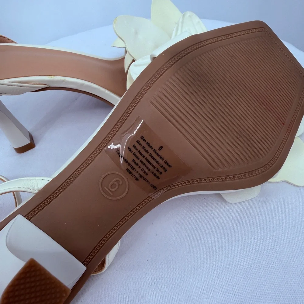 A New Day Ivory Floral Heels Size 6 Ankle Strap Dress Sandals - Picture 7 of 7